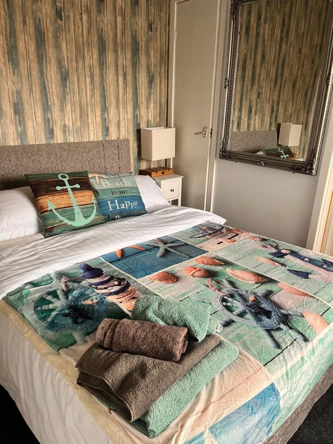 Chomley Holiday Flats Скарбъро Екстериор снимка